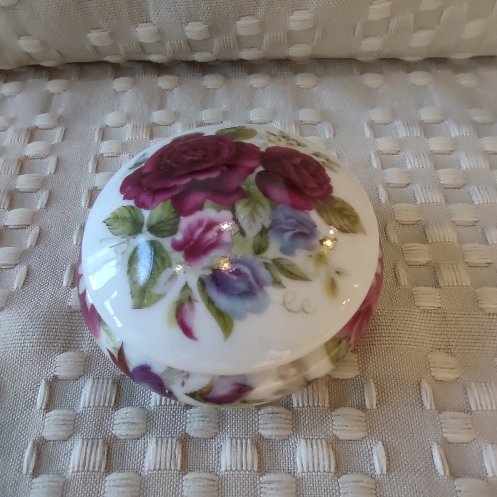 Limoges floral trinket box